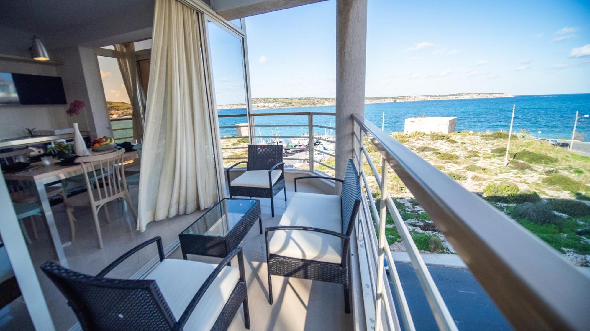 Mellieha Bay 3 Bedroom Apartment "Coastal Comfort" Buitenkant foto